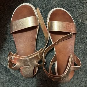 rose gold flats